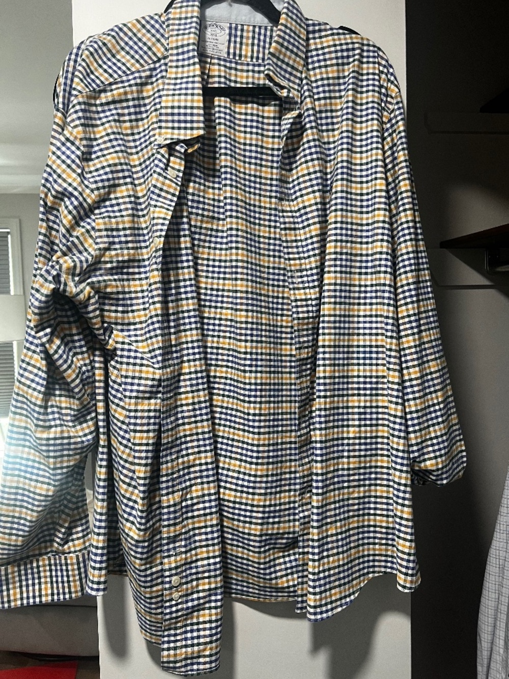 Men’s dress shirt
